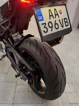 BMW M1000R - 5