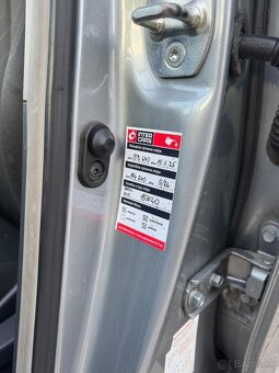 Toyota Yaris 1.0 VVTI, 51 kW – 2. majiteľ, len 163 583 km, n - 5