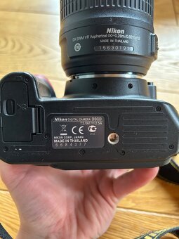 Nikon D3000 - 5