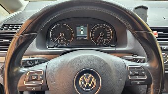 Volkswagen Touran 2.0TDi DSG r.v 2013 - 5