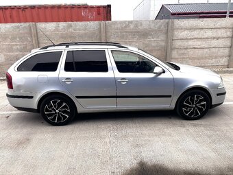 Škoda Octavia Combi 2.0TDI 103kw DSG - 5