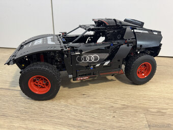 Lego Technic 42160 Audi RS Q e-tron - 5