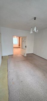 Predáme 5 izb byt v Bratislava Karlova Ves - 5