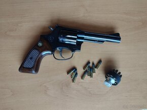 Predám revolver 22 lr - 5