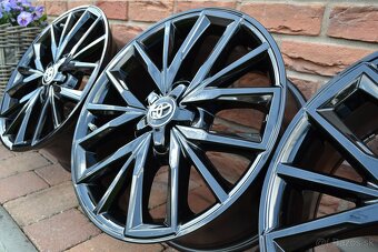 5x114,3 R17 Hlinikove disky Toyota Corolla - 5