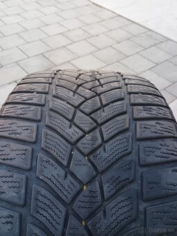 4ks zimné pneu Goodyear ultragrip 225/45 R17 - 5
