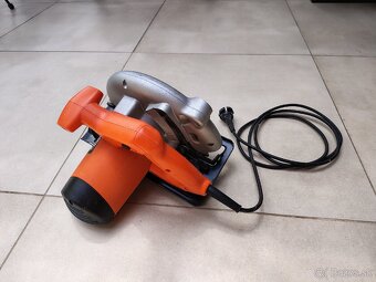 Kotúčová píla Black & Decker CD601 - 5