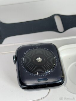 Apple watch SE 44mm 2.generácie, Midnight - 5