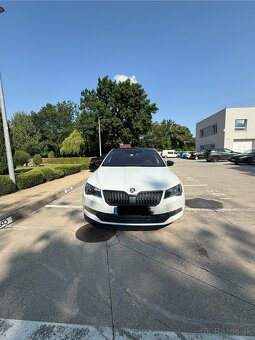 Škoda Superb 2.0 TDi Sportline - 5