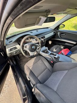 Bmw E90. 320D - 5