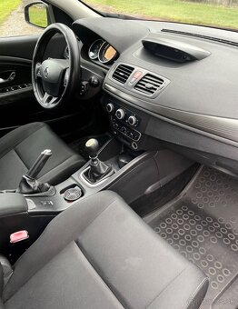 Renault Megane III Grandtour - 5