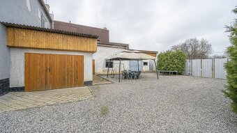 5i RD s veľkým pozemkom - 5