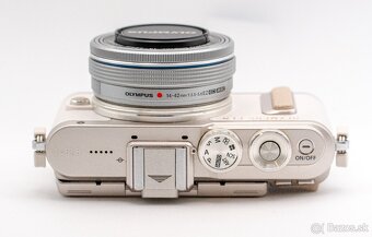 Olympus PEN E-PL8 // Olympus M. Zuiko 14-42 - 5