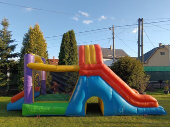 Nafukovaci /skakaci hrad - 5