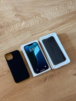 Apple iPhone 13 128GB - 5