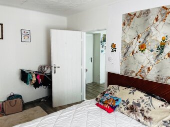 PRIESTRANNÝ 2. izbový byt, 70m2, VT - 5