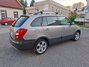 Škoda Fabia scout - 5