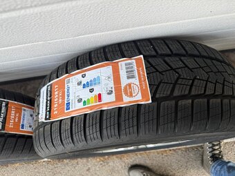ORIGINAL ŠKODA SUPERB 3 DISKY 5x112 R17 215/55 R17 ZIMA - 5