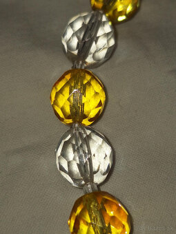 KRáSNY NÁHRDELNÍK - 5