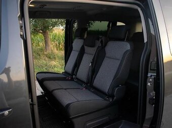 Prenájom 8 miestneho vozidla - 5