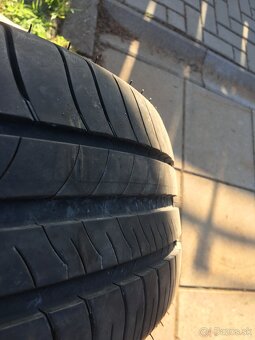 Lentné pneumatiky 205/60/16 Michelin - 5