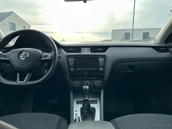 Octavia combi 2.0 tdi 110 kw DSG - 5