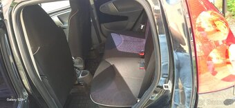 Peugeot 107 1.0 - 5