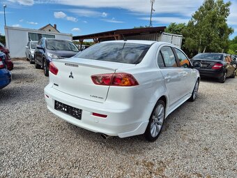 Mitsubishi lancer - 5