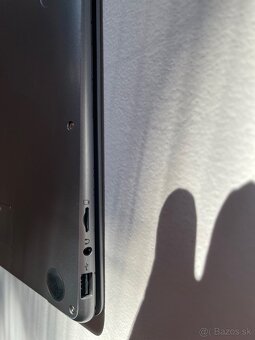 Notebook Umax Visionbook - 5