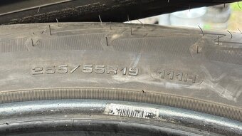 255/45R19 zimné Godyear - 5