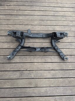 Zadná nápravnica Superb 2 - 5