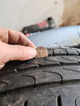 Pirelli cinturato p7 235/45 R18 - 5