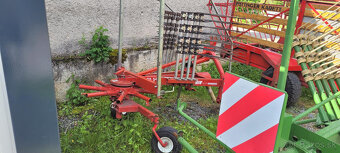 zhrnovač sena Krone a Tonnuti - 5