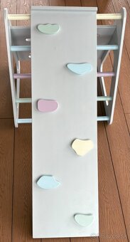 Montessori Piklerovej trojuholnik / preliezka so smykalkou - 5