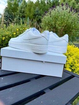 Nike Air Force 1 - 5