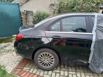 Predám mercedes c180d - 5