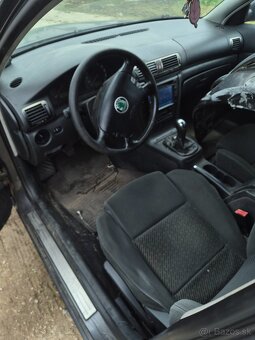Rozpredam škodu superb 1.9tdi 96kw AWX - 5
