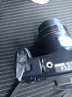 Panasonic DMC FZ 200 - 5