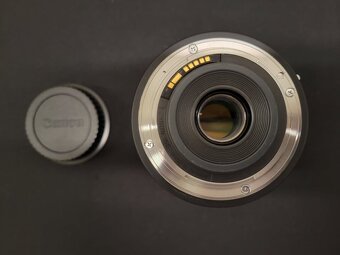 Canon EF-S 18-135mm f/3.5-5.6 IS - 5