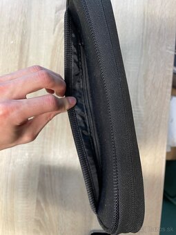 Púzdro na 13” notebook/laptop + Dokovacia stanica 2x USB-C - 5