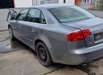 Audi A4 B7 sedan LY7G - 5