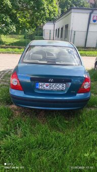Hyundai Elantra 1,6 - 5