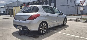 Peugeot 308 - 5