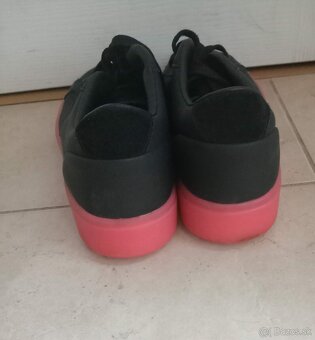 Dámske Adidas tenisky - 5