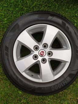 Disky 6,5Jx17 ET 40 5x127 a zimné pneu 225/65 r17 - 5