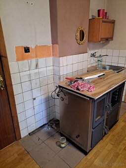 Teplovodný sporák na tuhé palivo / pec / kachle s výmenníkom - 5