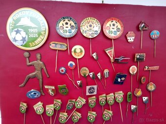 Futbalové odznaky.Fifa.Fotbal. - 5