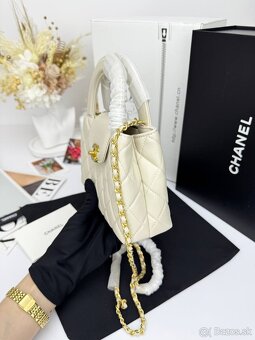 👜 Štýlová mini kabelka Milk Gold so zlatými detailmi - 5