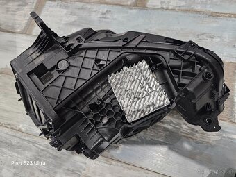 predné pravé Led svetlo audi Q3 - 5