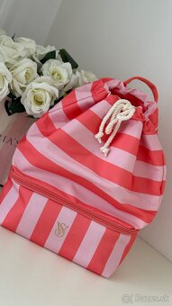 Plazovy Cooler ruksak Victoria’s Secret - 5